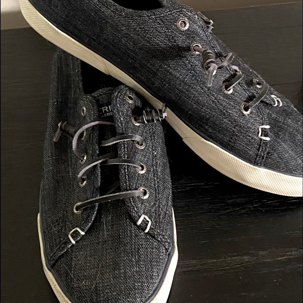 Sperry Topsiders